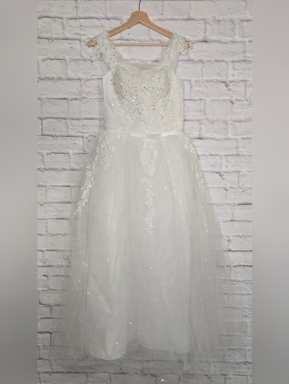 White Lace Applique Sparkle Tulle Wedding Dress Corset Back Formal Gown